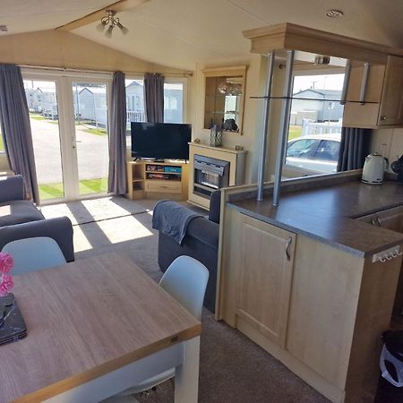 6 Berth Seawick Caravan Park, St Osyth Colchester Exterior photo